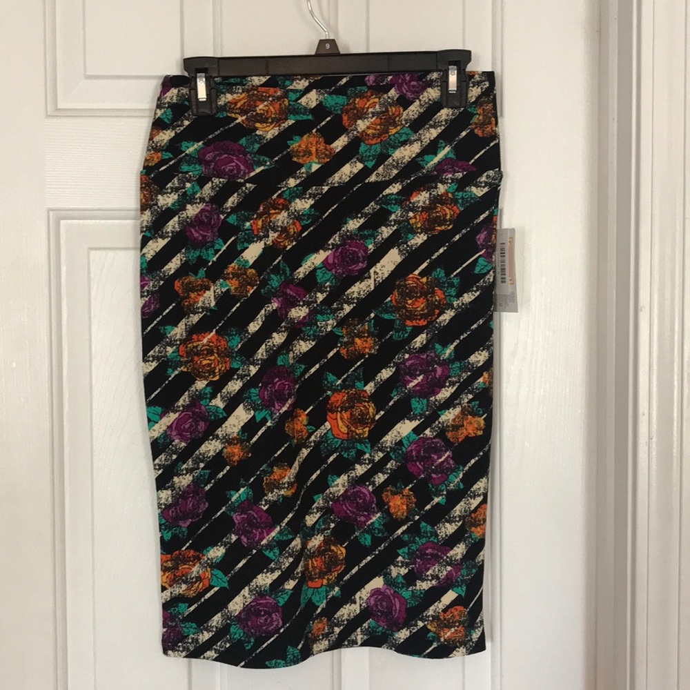 Floral LuLaRoe Cassie skirt